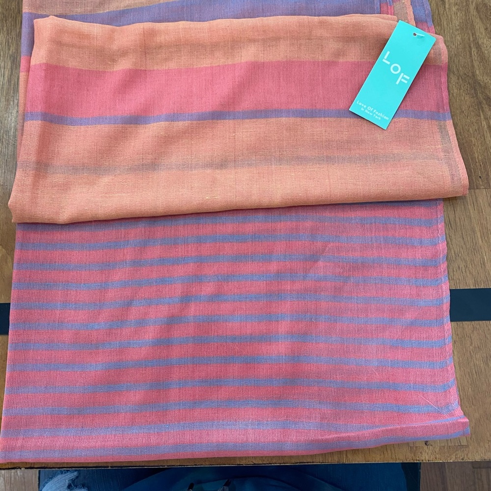 LOF IN NEW YORK scarf